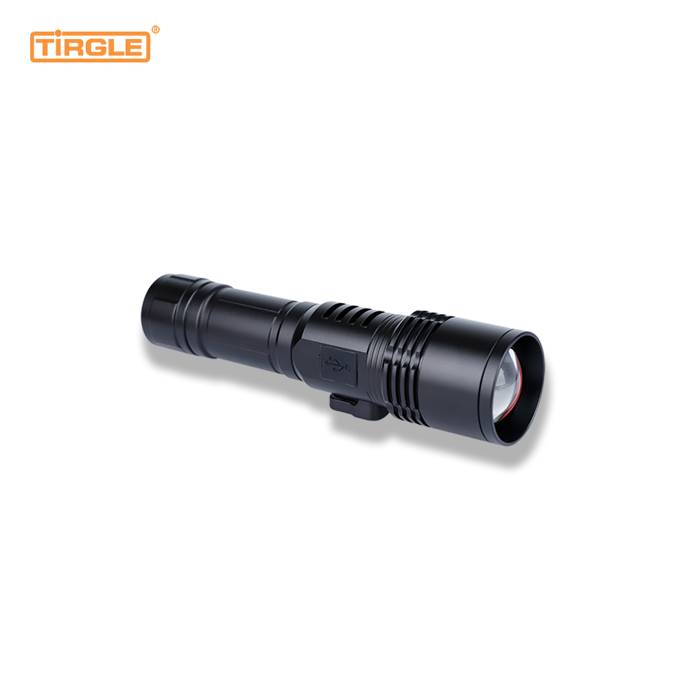 HL-5010Pro 3-celeritate lucis aperta aluminii mixtura flashlightSafety HammerRope cutterTelescopic focusType-C festinanter praecipiens USB ad crimen mobile phoneWaterproof facem